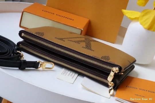 Affordable VUITTON POCHETTE LOUIS ZIP DOUBLE 0730